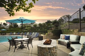 Outdoor pool - Best Western Premier Hotel Del Mar (Del Mar)