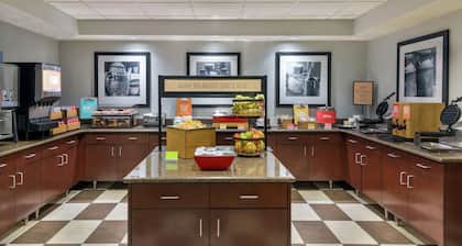 Hampton Inn by Hilton Indianapolis-South