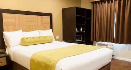 Glenrock Inn & Suites Glendale
