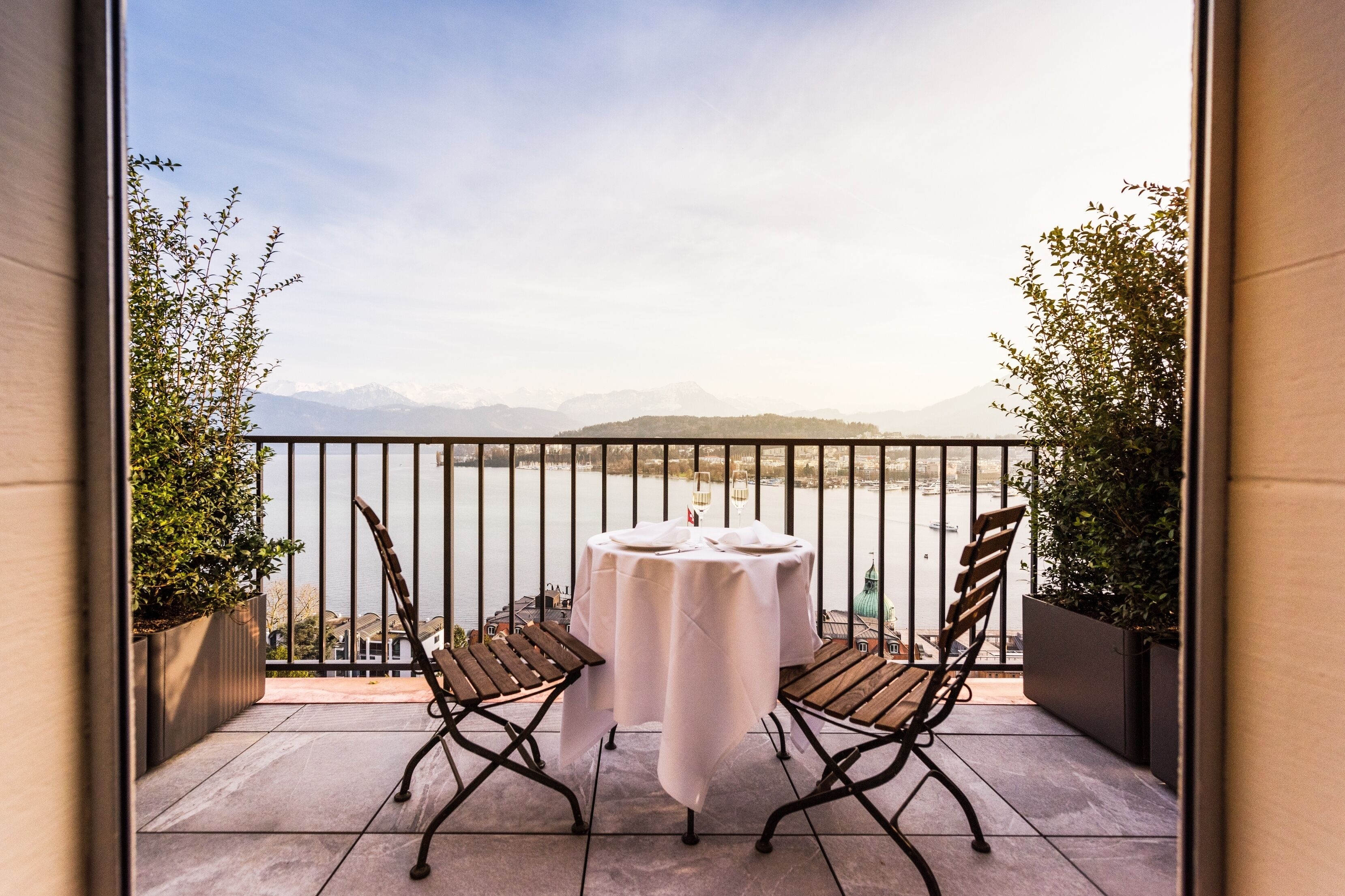 penthouse room lakeside | terrace/patio