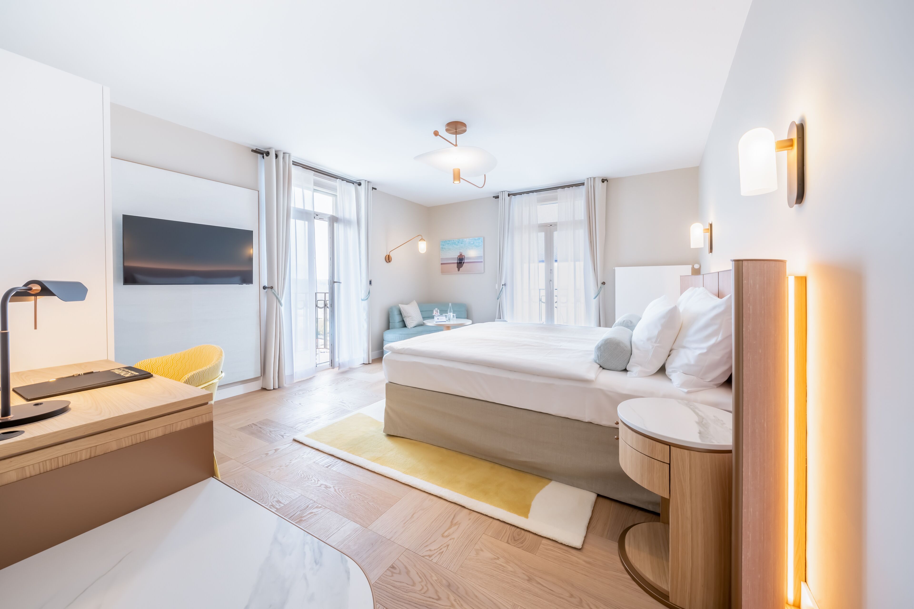 grand deluxe room lakeside | 1 bedroom, minibar, in-room safe, individually decorated