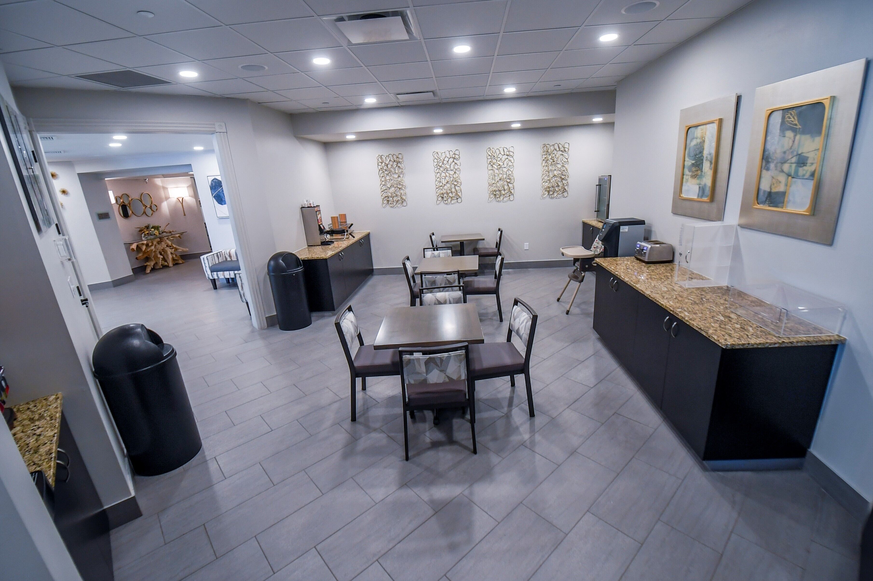 daily continental breakfast for a fee