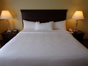 Suite, 1 King Bed with Sofa bed, Accessible | 1 bedroom, desk, blackout drapes, iron/ironing board