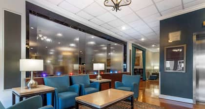 Best Western Plus Grosvenor Airport Hotel