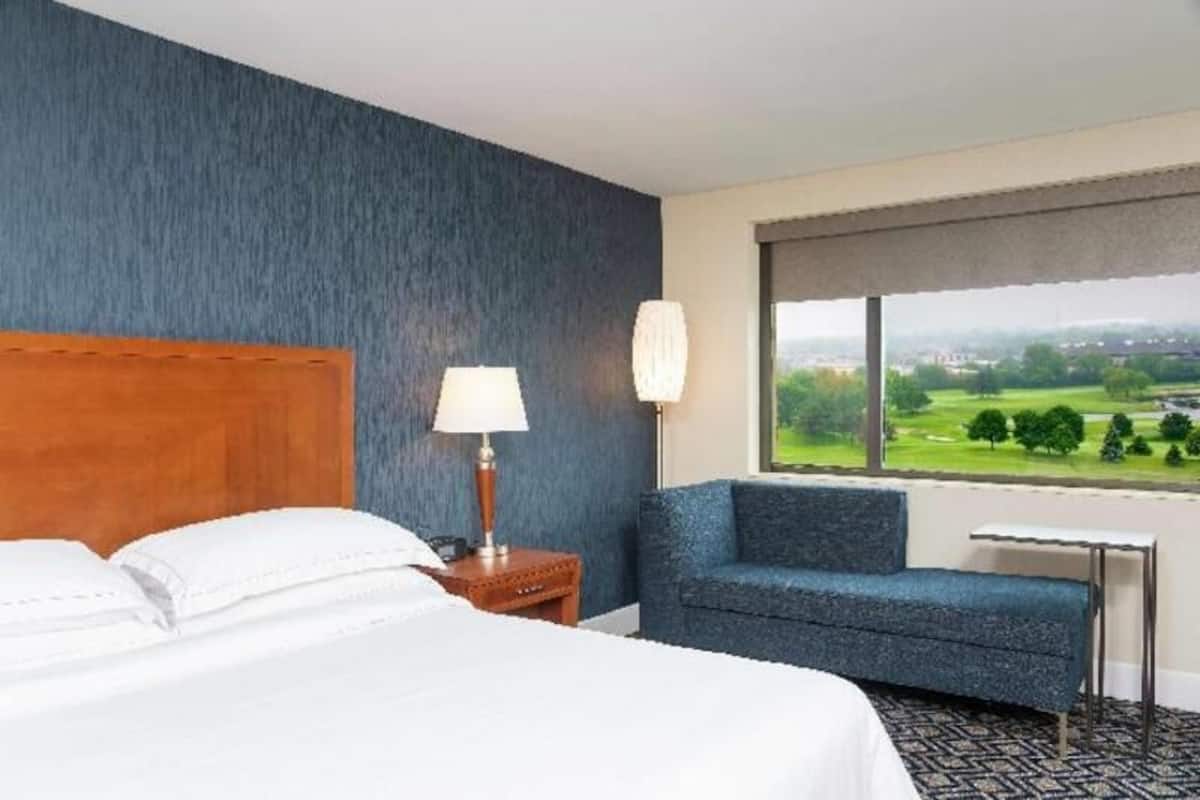 Ropa de cama de alta calidad y camas con pillow-top