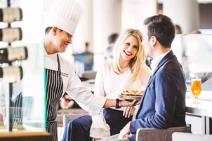 4 restaurants, breakfast, lunch, dinner served; American cuisine