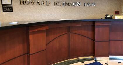 Howard Johnson by Wyndham Newburgh/West Point