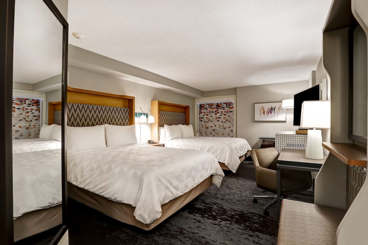 1 bedroom, premium bedding, pillowtop beds, in-room safe