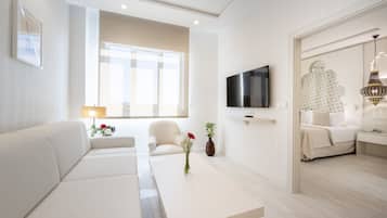 Junior Suite | Living area