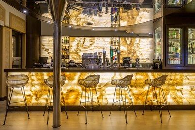 Saray Hotel