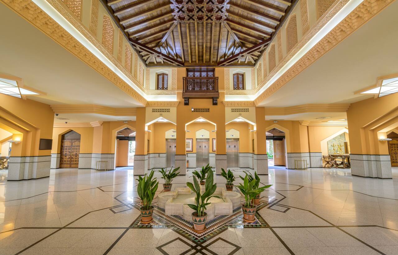 Saray Hotel