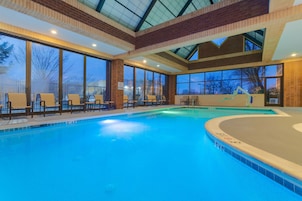 Una piscina techada
