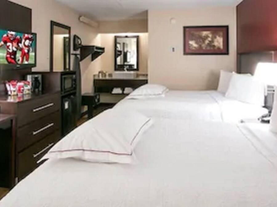 Premium Room, 2 Double Beds (Upgraded Bedding & Snack, Smoke Free) | Desk, laptop workspace, iron/ironing board, free WiFi