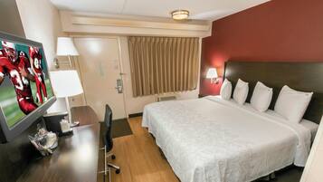 Desk, laptop workspace, iron/ironing board, WiFi (free)