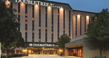 DoubleTree by Hilton Dallas Near the Galleria