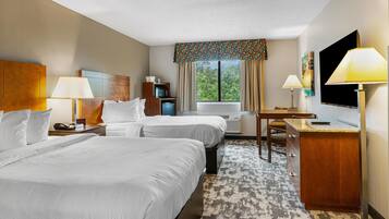 Pimennysverhot, silitysrauta/-lauta, internet, vuodevaatteet