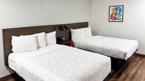 Cortinas blackout, wifi gratis y ropa de cama 