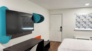 Blackout drapes, free WiFi, bed sheets - Motel 6 Galveston, TX - Beach/Seawall  (Galveston)