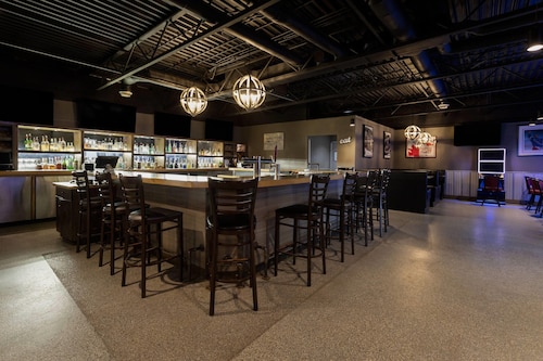 Travelodge by Wyndham Grande Prairie