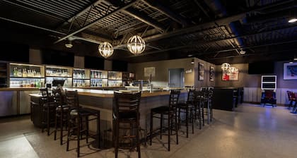 Travelodge by Wyndham Grande Prairie