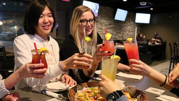 Serves dinner and happy hour