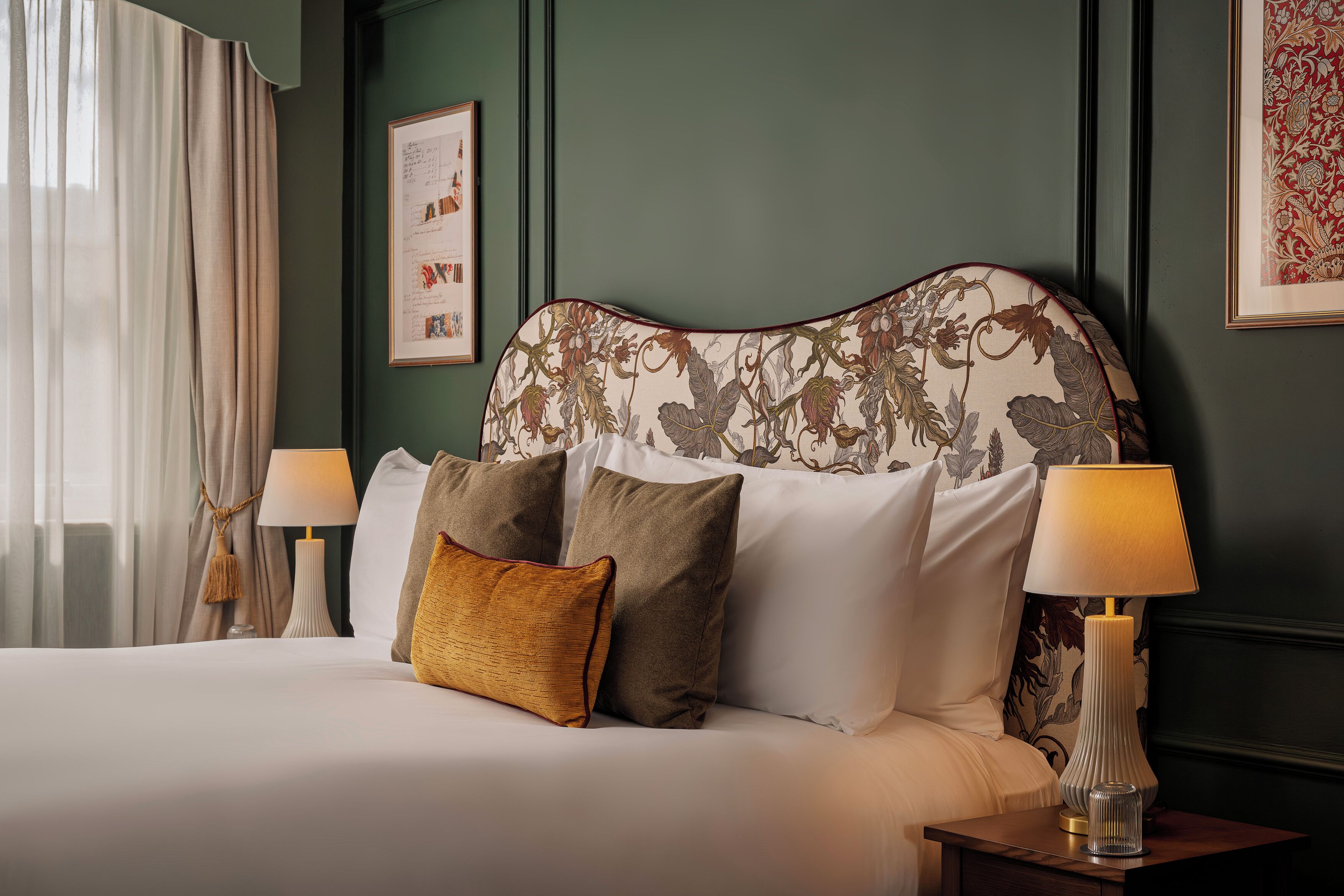 Superior Double Room, 1 King Bed, Ensuite | Egyptian cotton sheets, free minibar, in-room safe