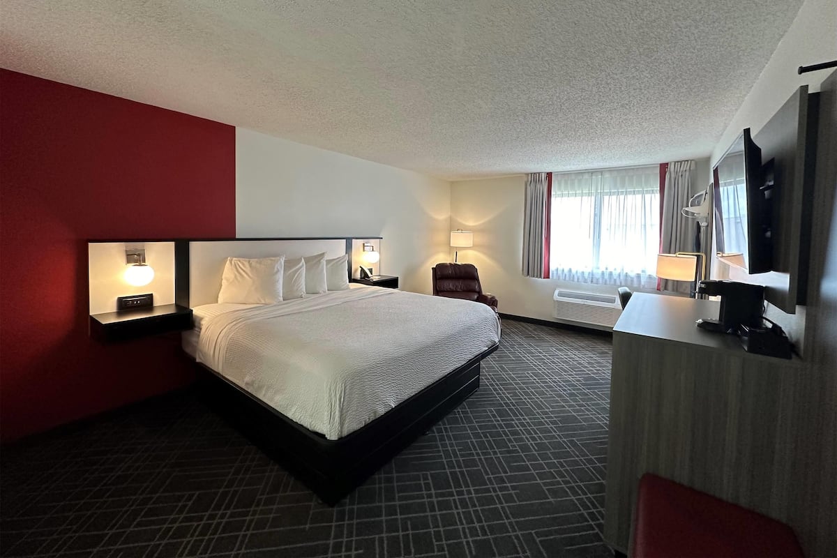 Kamar, 1 Tempat Tidur Queen, Bebas Asap Rokok | Kedap suara, setrika/meja setrika, Wi-Fi gratis, dan jam alarm