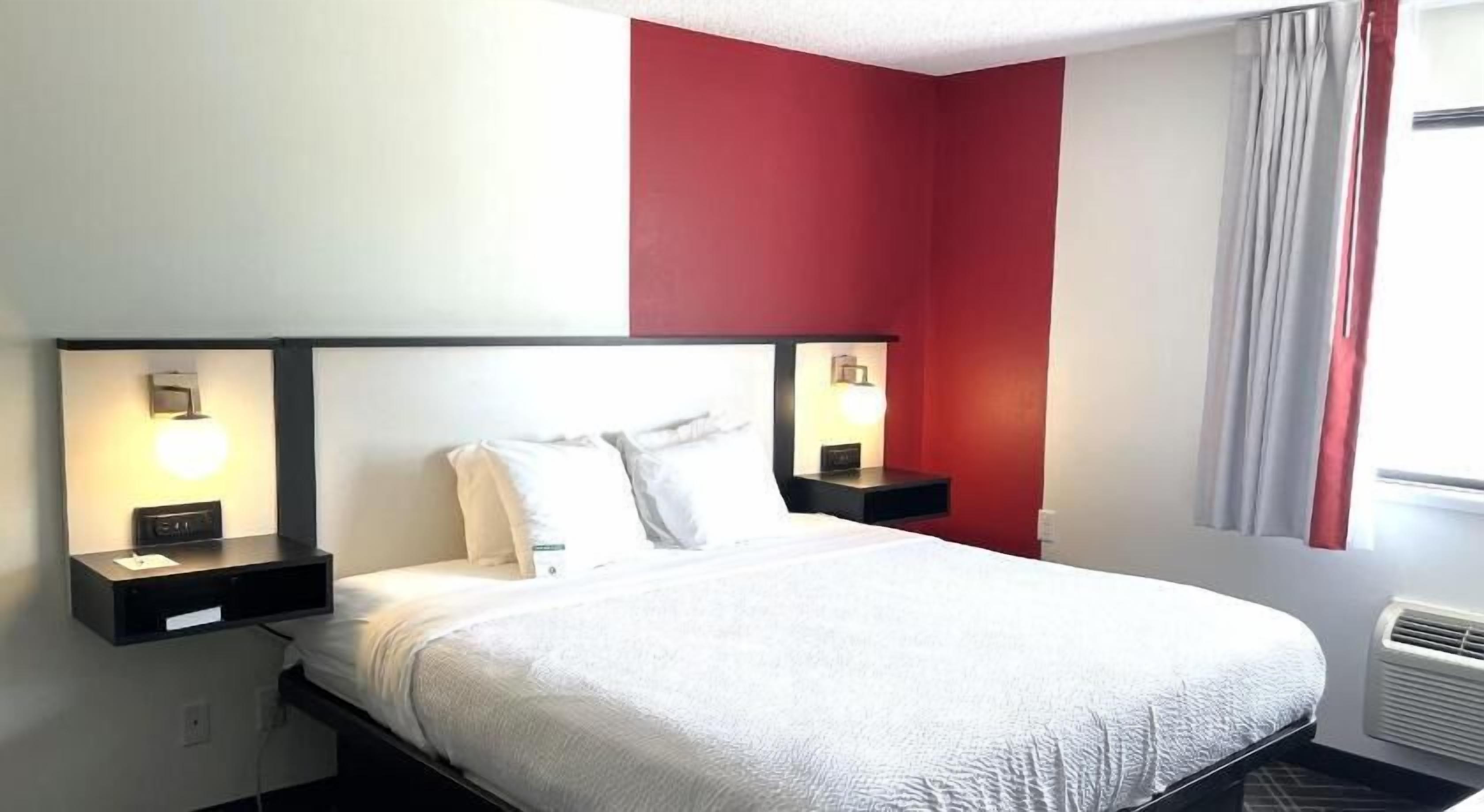 Quartos à prova de som, ferros/tábuas de passar roupa, Wi-Fi de cortesia