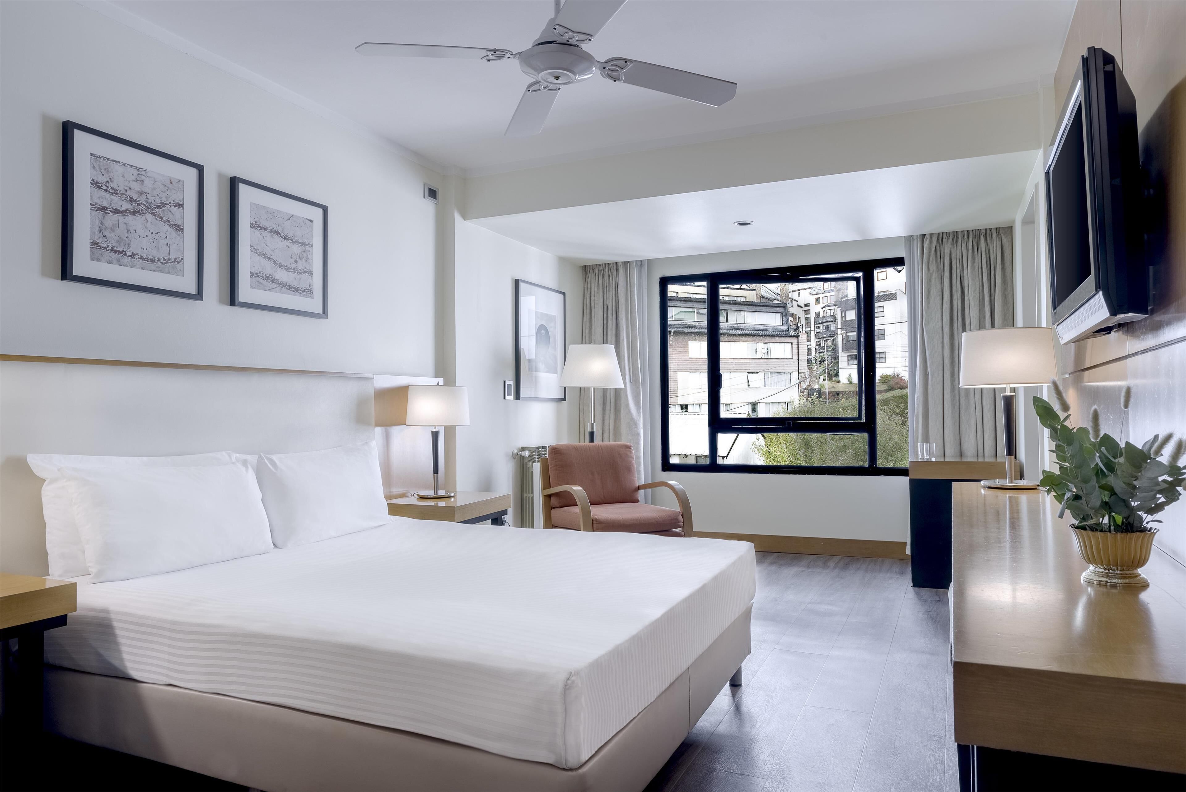 Standard Room | Premium bedding, down duvets, pillow-top beds, minibar
