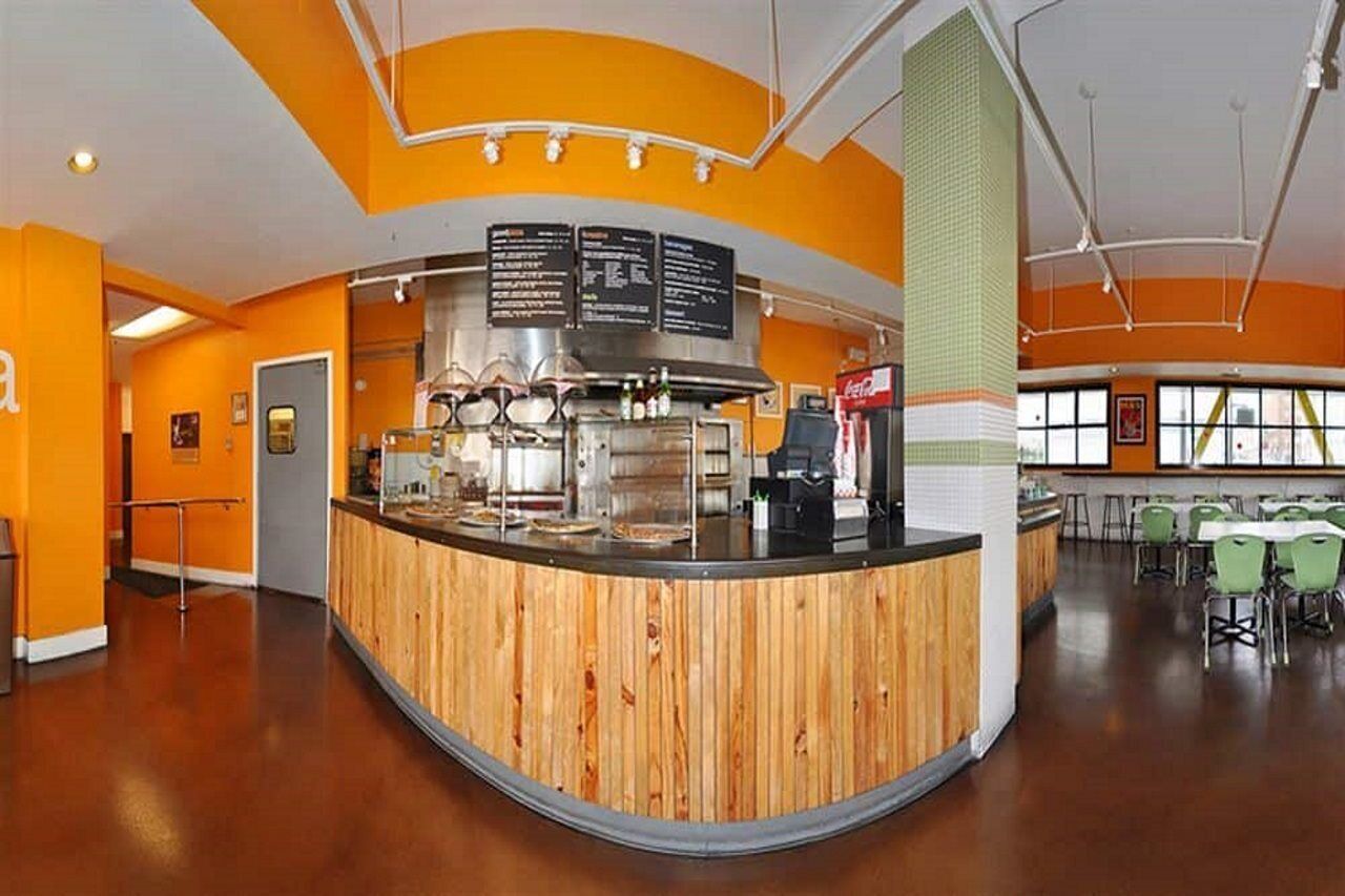 Photo - Hotel Garrett