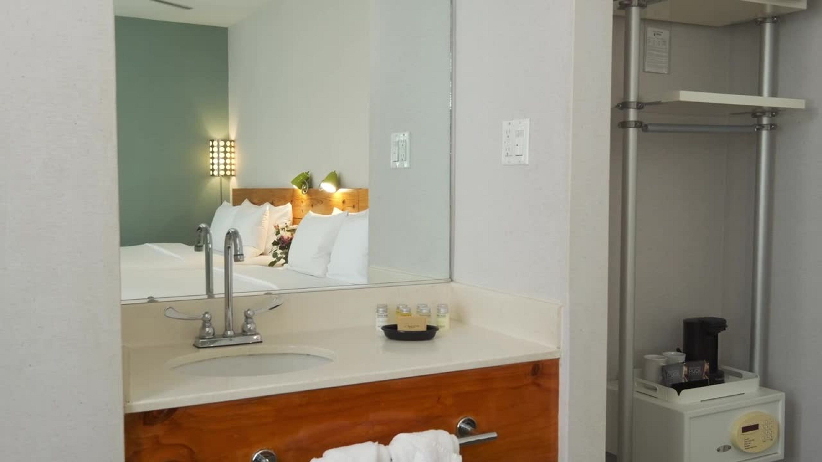 Photo - Hotel Garrett