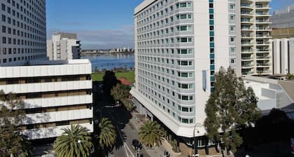 Novotel Perth Langley