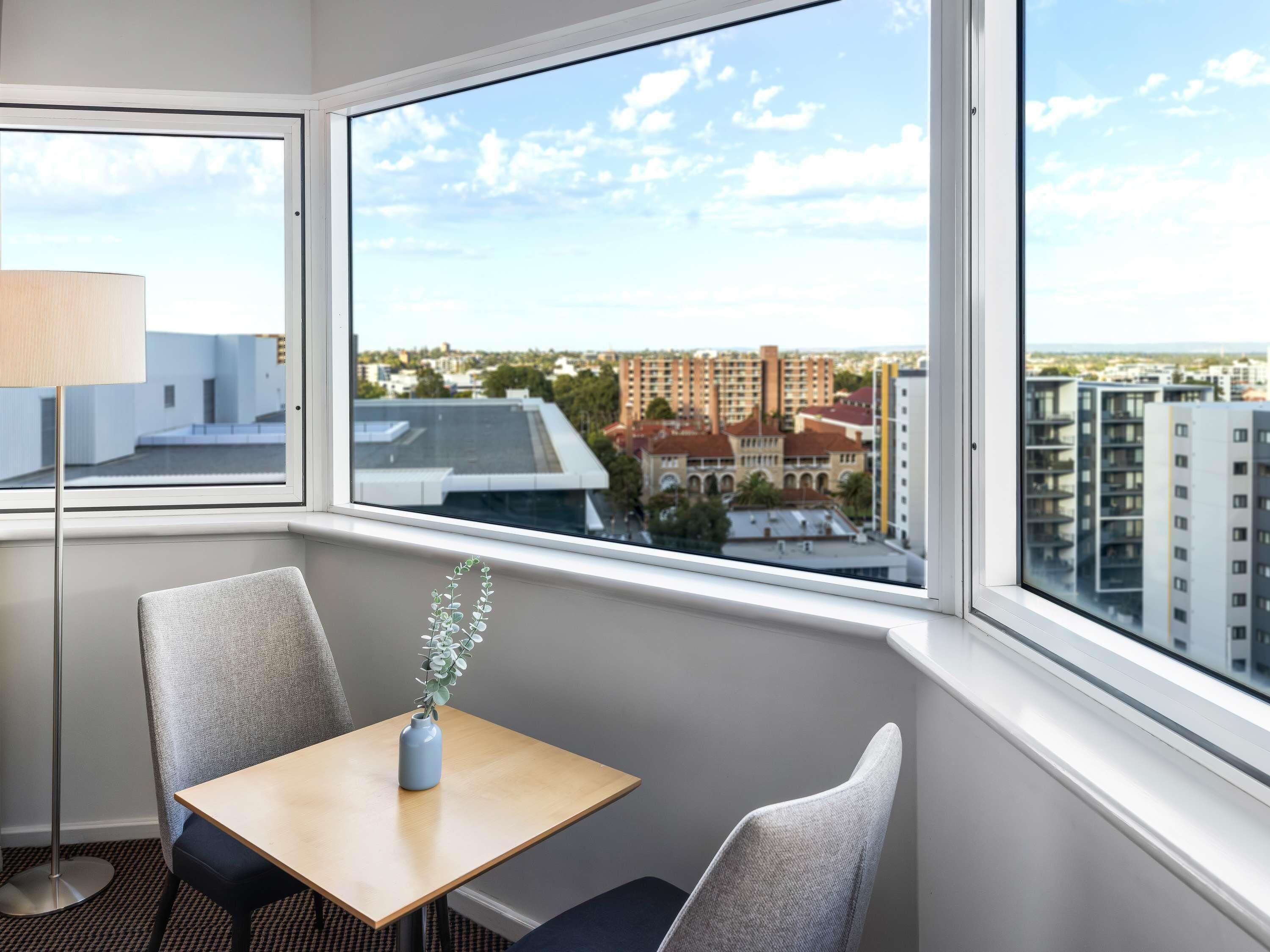 Superior Room, 1 King Bed | Premium bedding, pillow-top beds, minibar, in-room safe