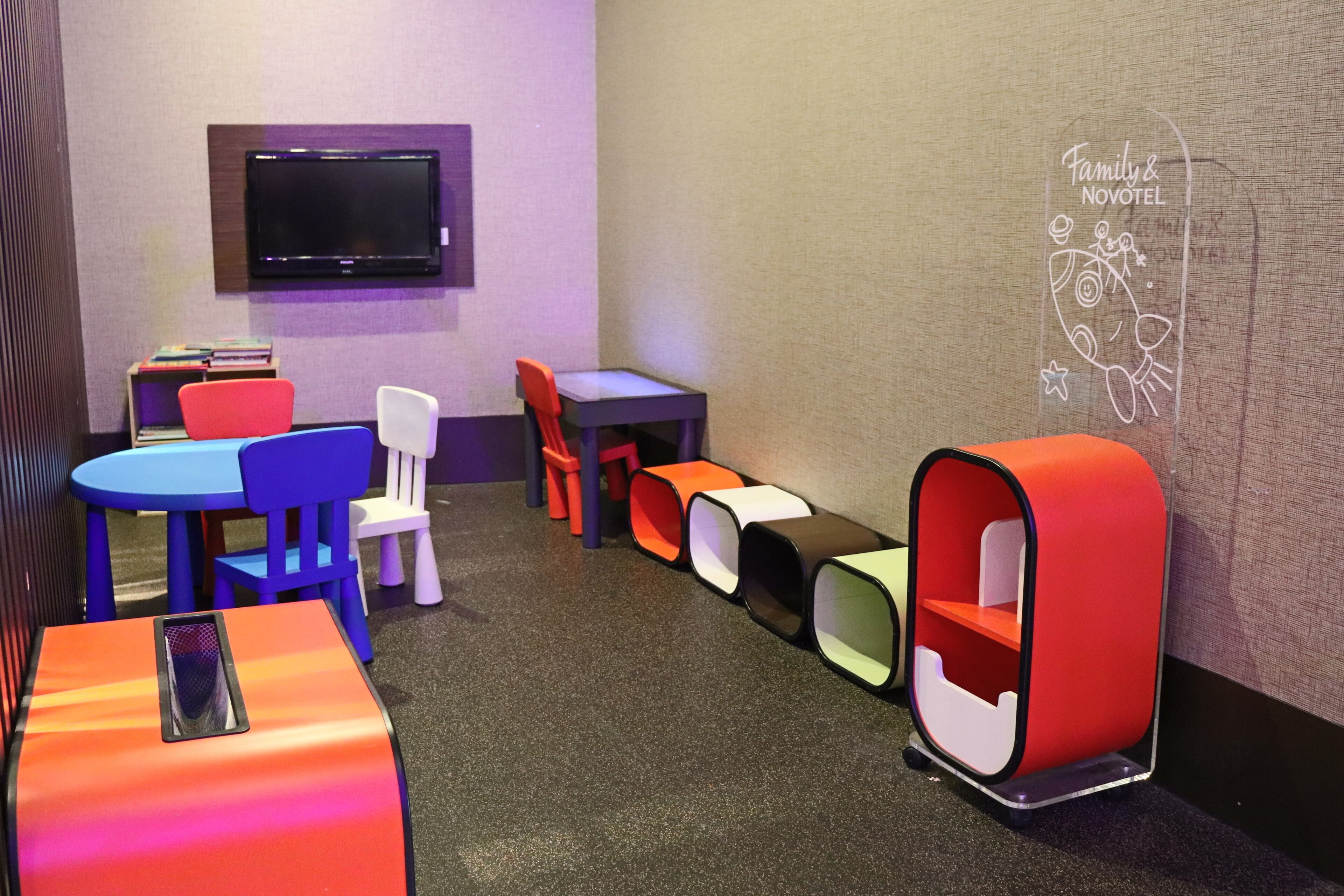 children’s play area – indoor