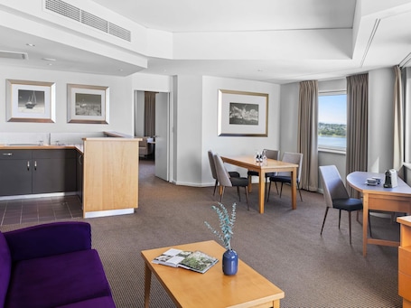 Superior Suite River View, 1 King Bed. Novotel Perth Langley