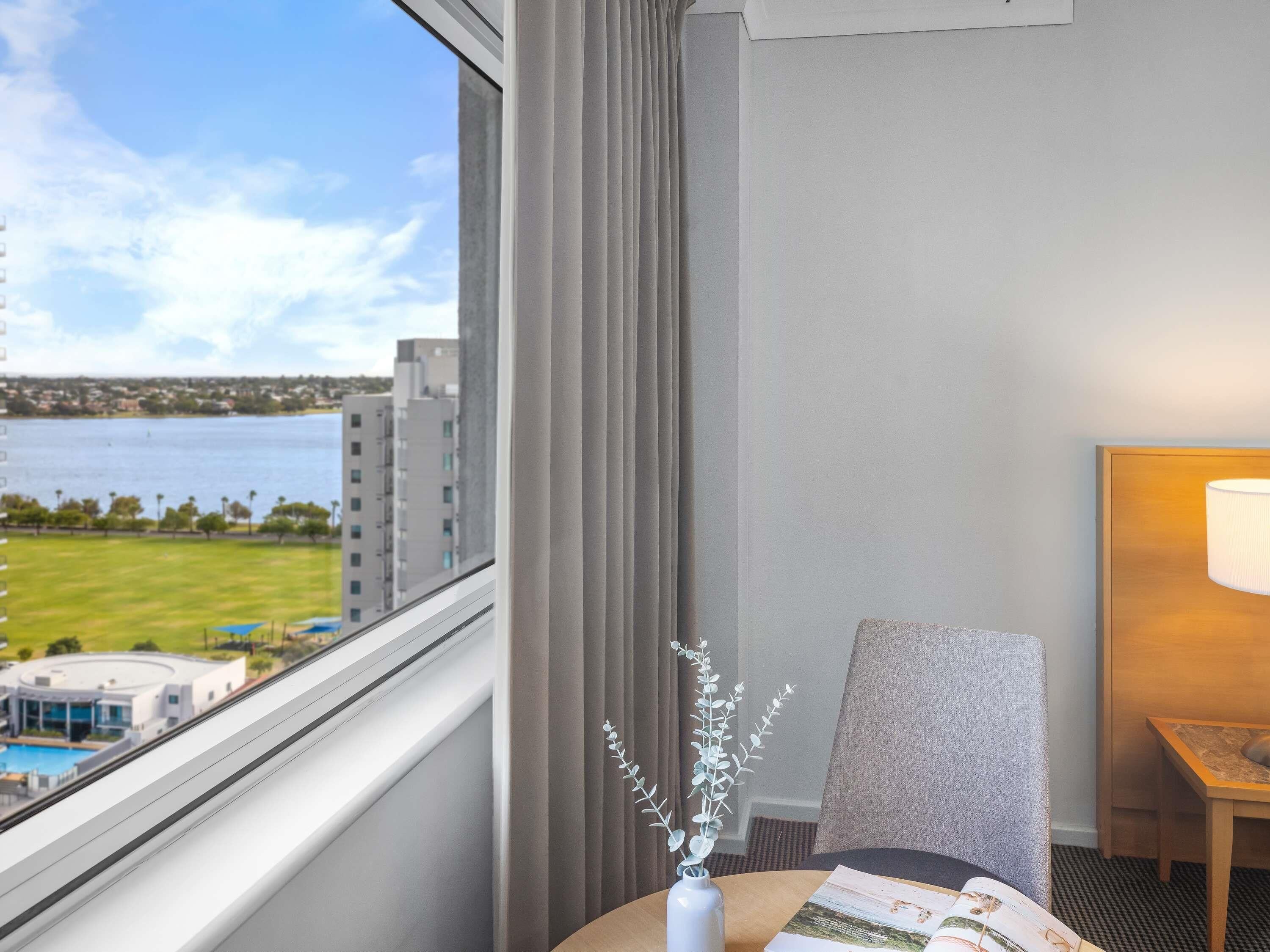 Premium bedding, pillowtop beds, minibar, in-room safe