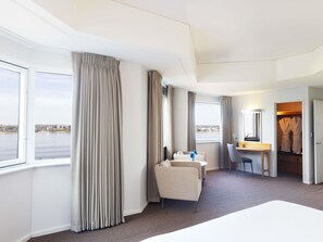 Premium bedding, pillowtop beds, minibar, in-room safe