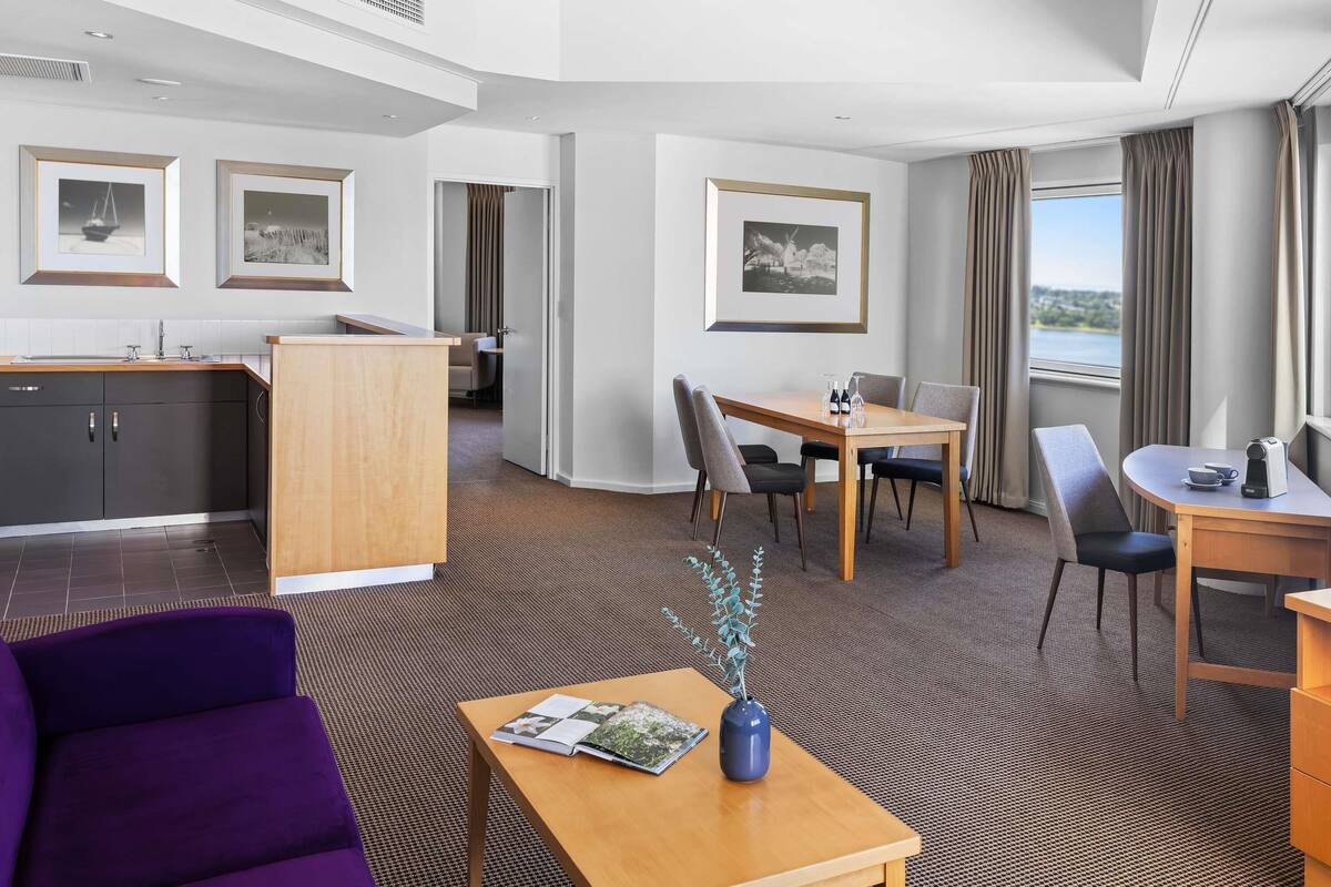 Superior Suite River View, 1 King Bed | Premium bedding, pillowtop beds, in-room safe, desk