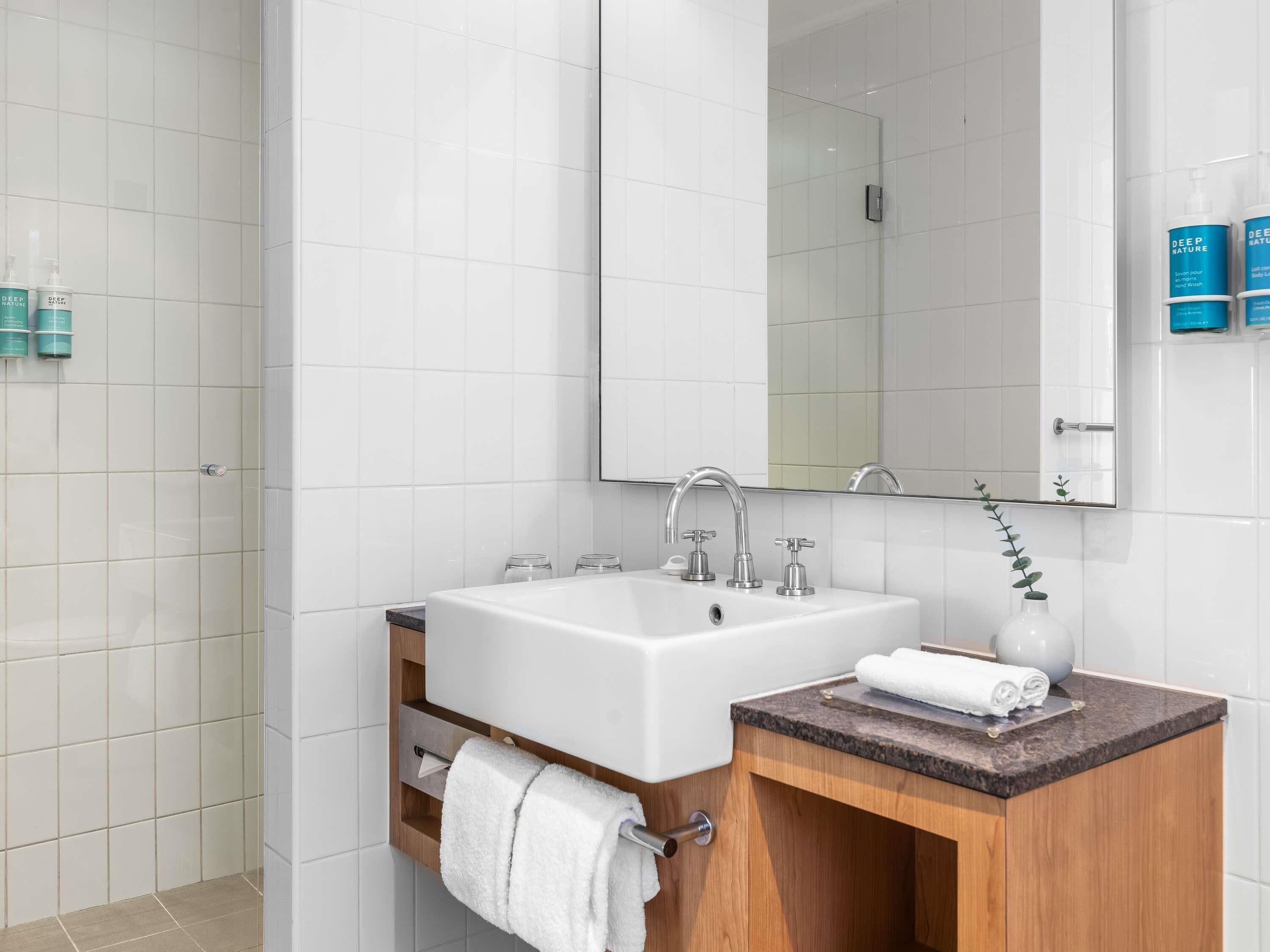 高級寢具、舒適加層、迷你吧、客房內保險箱