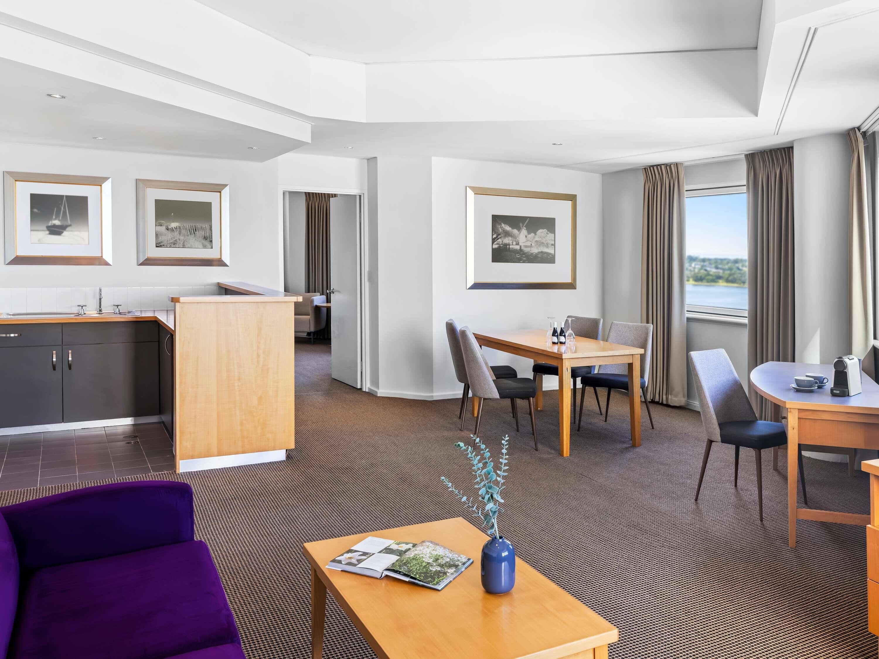 Superior Suite River View, 1 King Bed | Premium bedding, pillowtop beds, in-room safe, desk