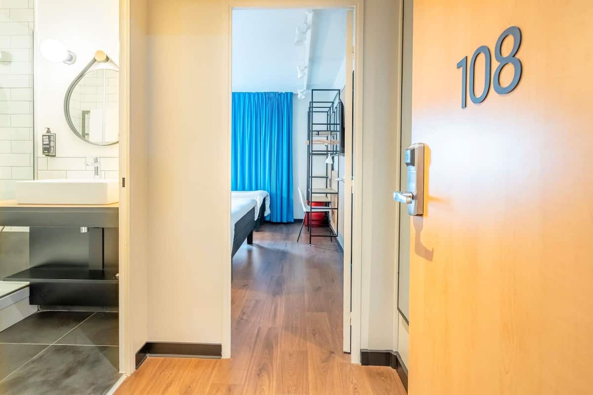 Standard Room, Multiple Beds