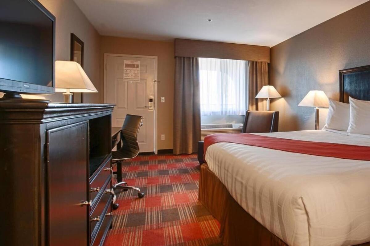 Coffre-fort, bureau, espace de travail pour ordinateurs portables