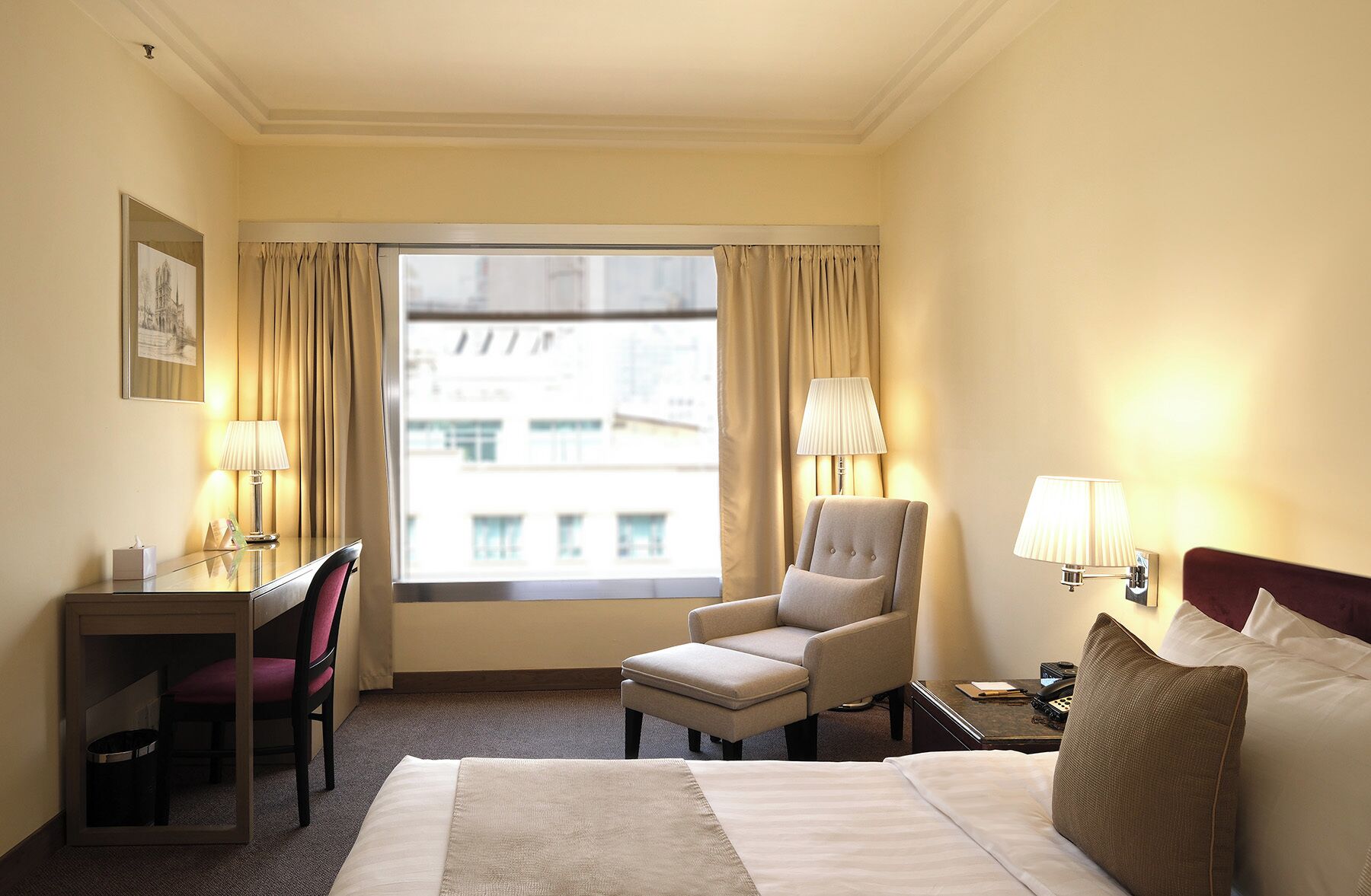 deluxe city view room with king bed | minibar, in-room safe, desk, laptop workspace