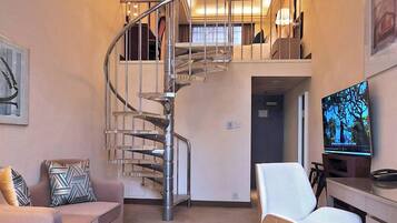 Duplex Suite | 1 bedroom, minibar, in-room safe, desk