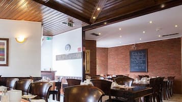 Desayuno buffet incluido todos los días