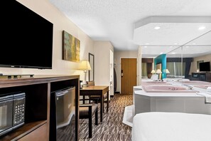 Standardzimmer, 1 Queen-Bett, Nichtraucher, Whirlpool