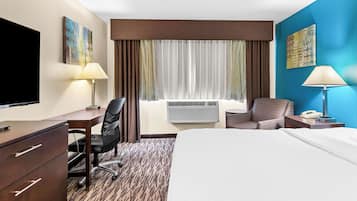 Standard Room, 1 King Bed, Accessible, Refrigerator & Microwave