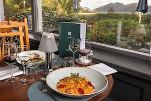 Breakfast, lunch and dinner served  - Ballachulish Hotel (Ballachulish)