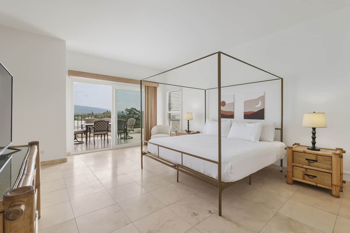Room, 2 Bedrooms, 2 Bathrooms, Ocean View (Unit 706) | 1 bedroom, in-room safe, individually decorated, individually furnished