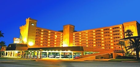 Exterior. LaPlaya Resort, Daytona Beach
